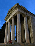 Temple of Augustus, Rab