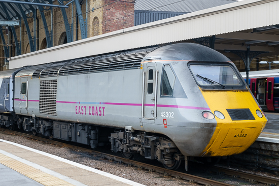 43302 stands at London King's Cross, 7/1/15