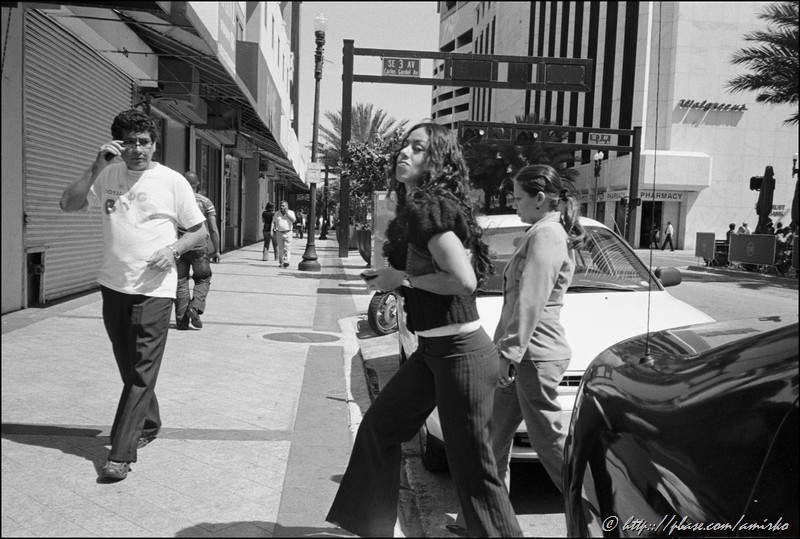 Street scene at NW 1st Street by the Government Center in Downtown Miami, Florida, USA, 2008. Street Photography of Miami, San Francisco and Key West by Emir Shabashvili, see http://street-foto.com, http://miamistreetphoto.com, http://miamistreetphotography.com or http://miamistreetphotographer.com