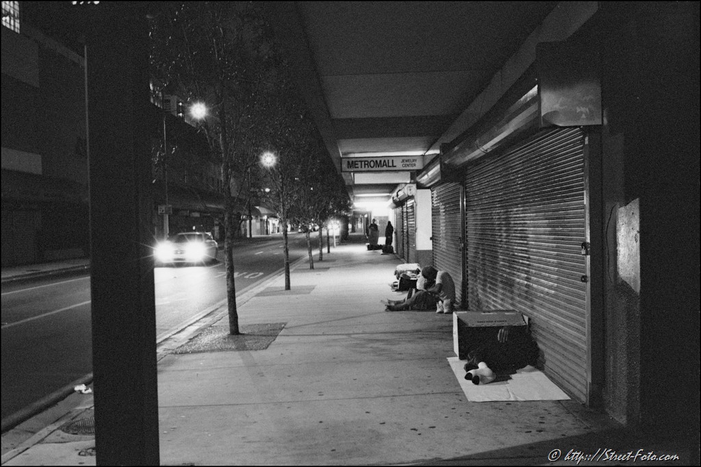 Downtown at Night, Miami, Florida, USA, 2011. Street Photography of Miami, San Francisco and Key West by Emir Shabashvili, see http://street-foto.com, http://miamistreetphoto.com, http://miamistreetphotography.com or http://miamistreetphotographer.com