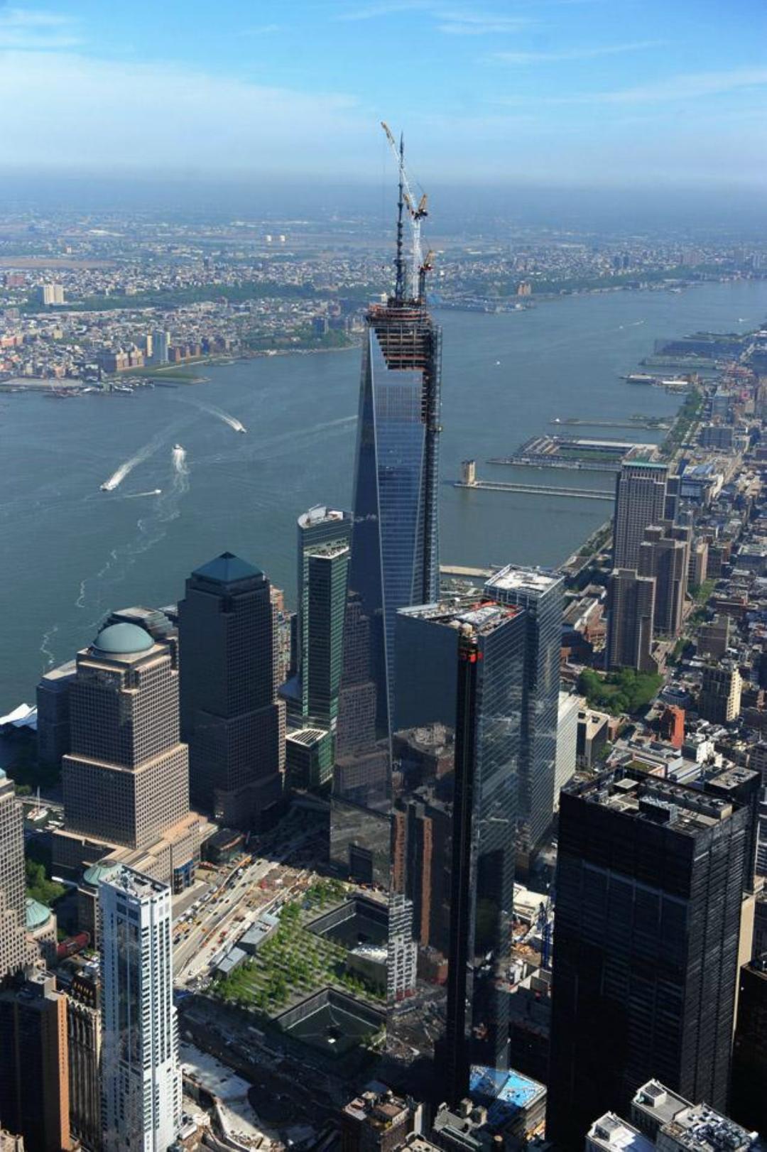 NEW YORK | One World Trade Center | 1,776' Pinnacle / 1,373' Roof | 108 ...
